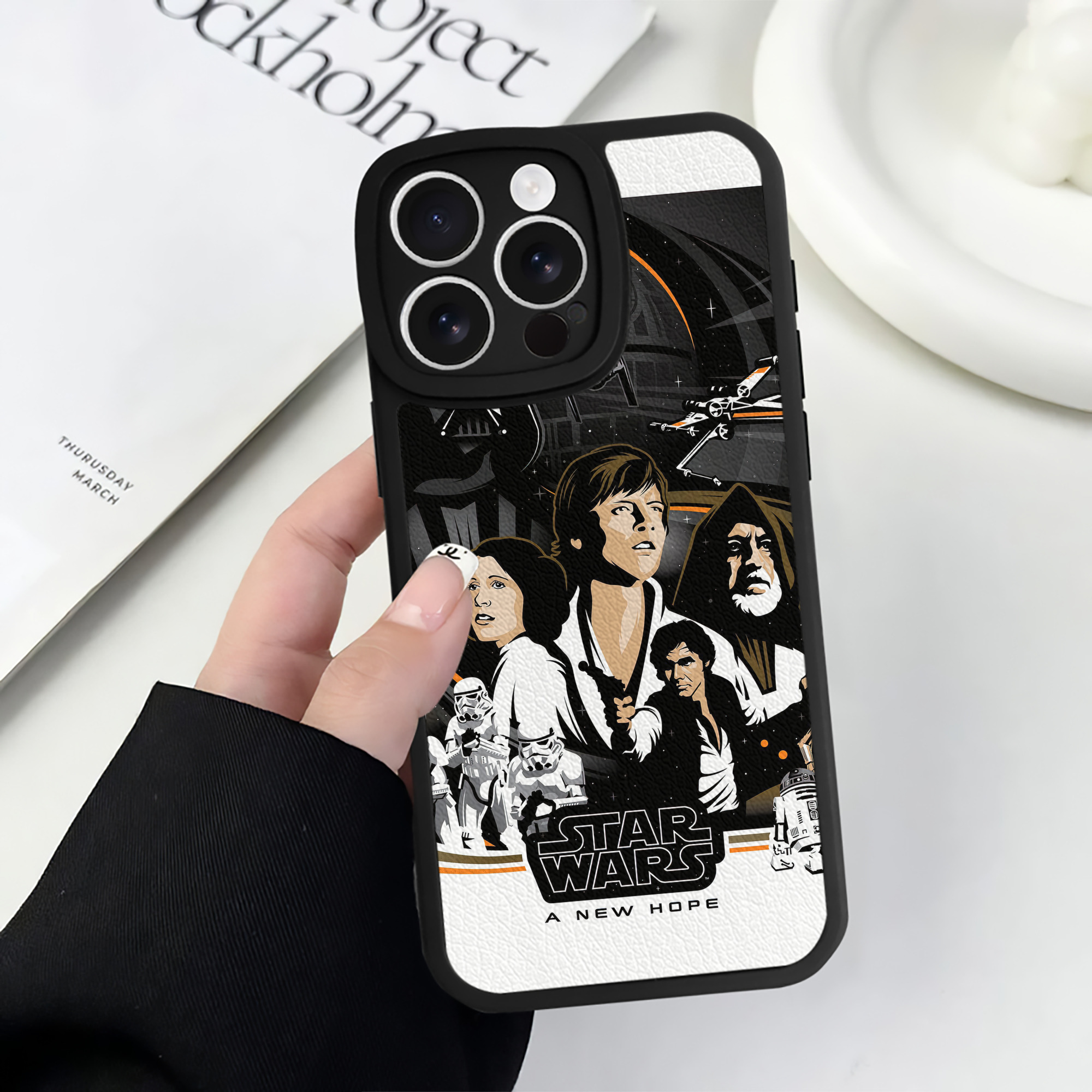 （画像用） スター・ウォーズ Star Wars 【iPhone 16シリーズ対応】シリコンスマホケース（レザー調） 材質：シリコン